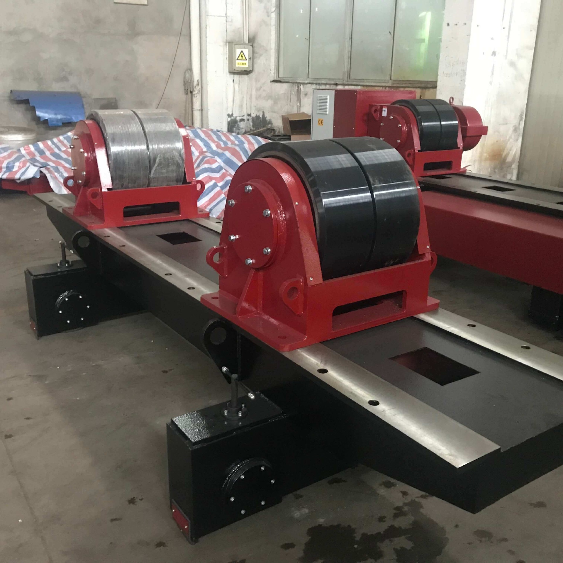 Motorizezd Traveling Welding Rotator